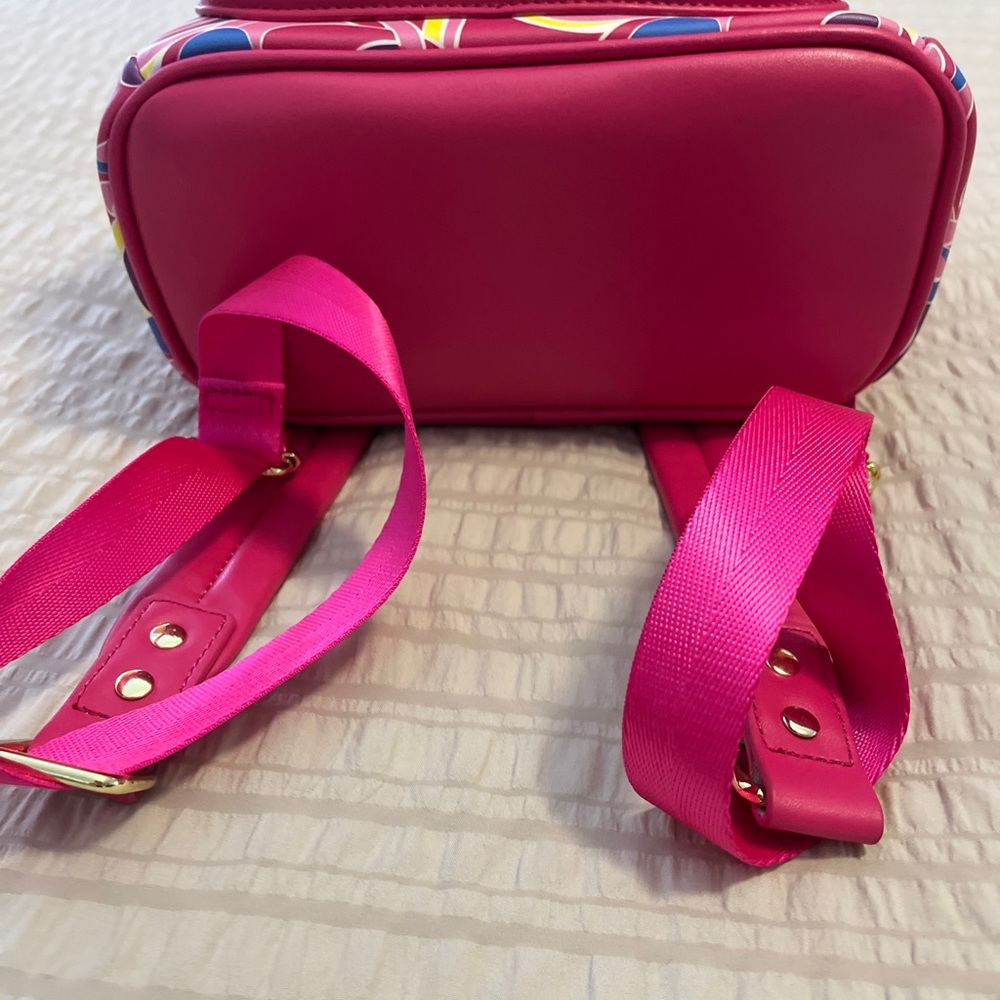 BARBIE Loungefly BACKPACK - Picture 6 of 6